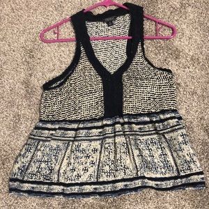 Lucky brand blue patterned top